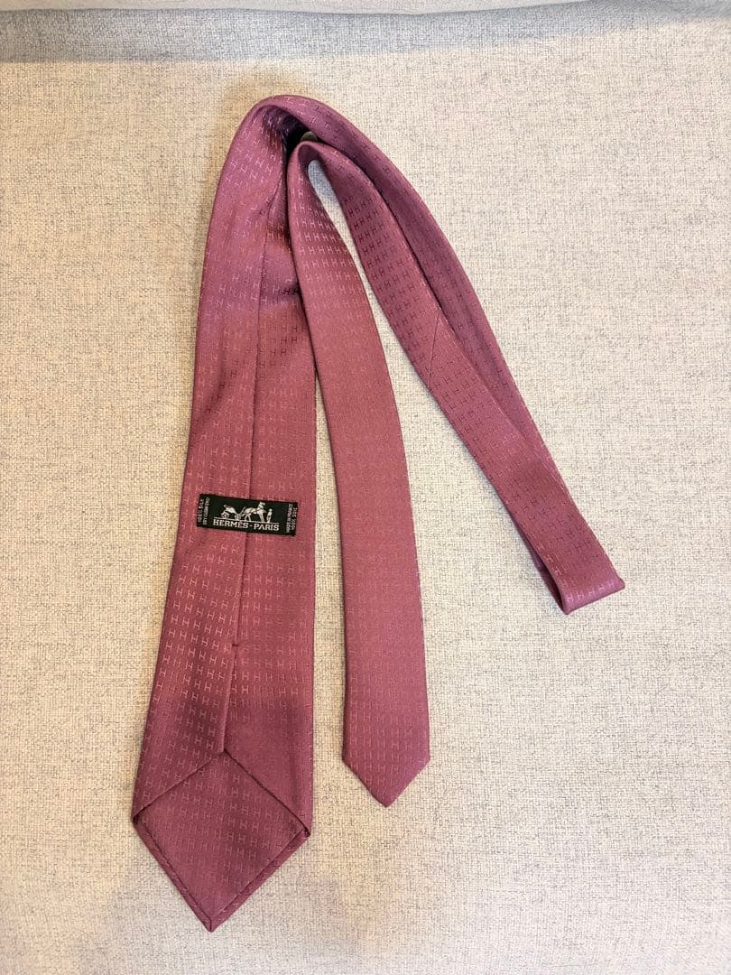 【ほぼ未使用】HERMES バーガンディ スリムタイ&H柄