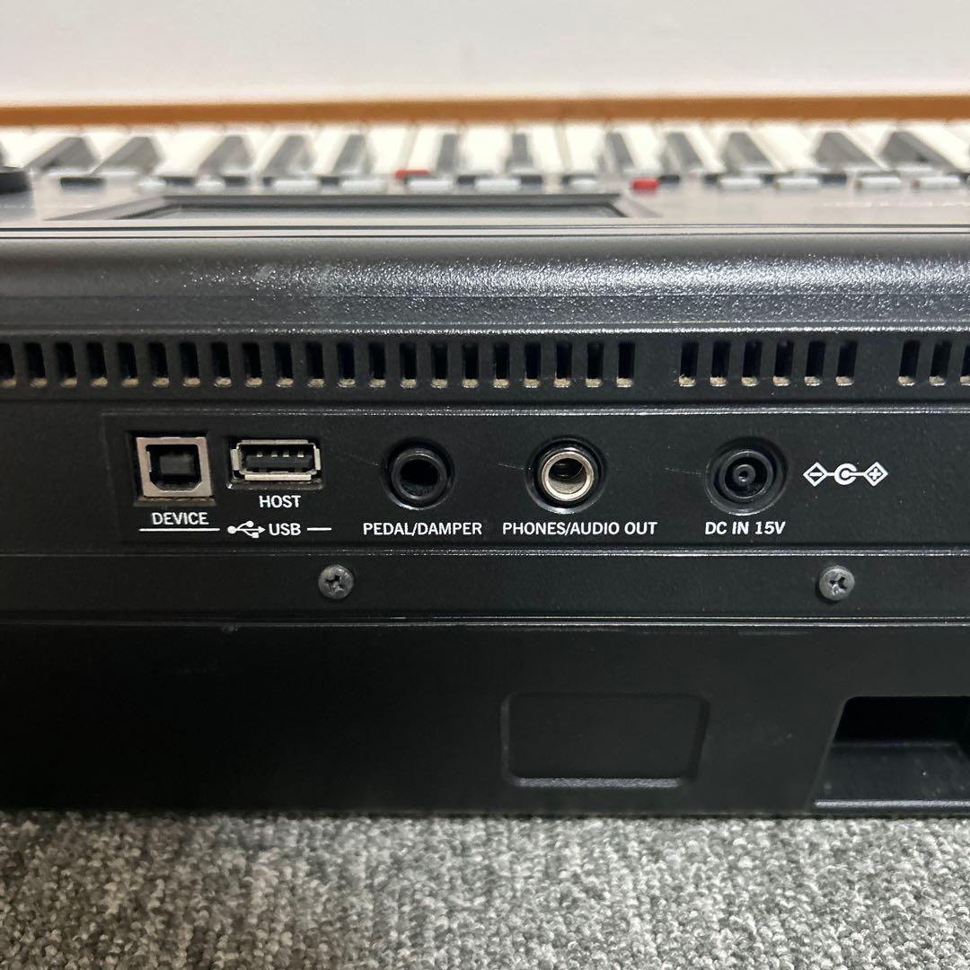 KORG コルグ Pa300 61鍵 キーボード パーソナルアレンジャー