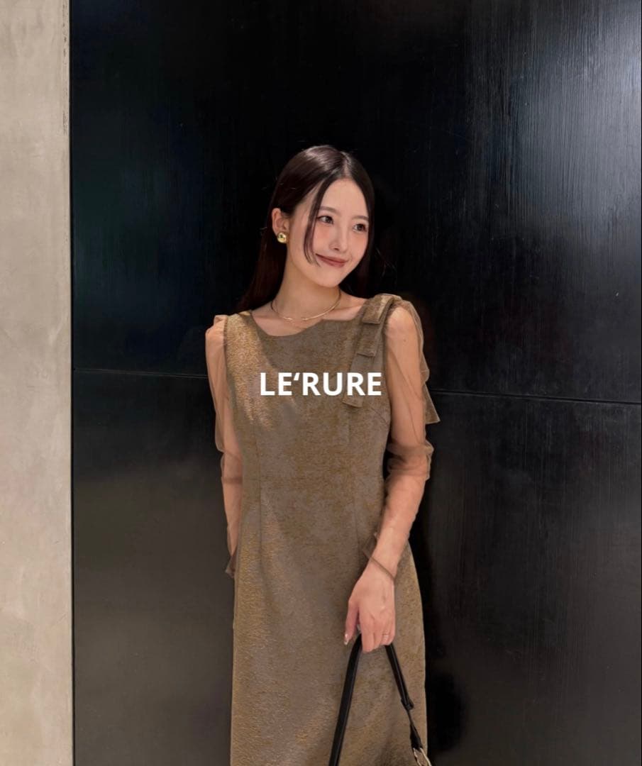 【最終値下げ】Shoulder ribbon jacquard dress