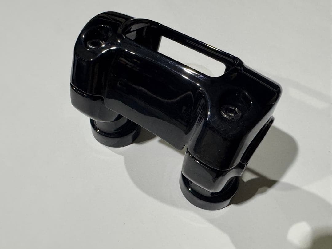 【純正】ハンドルバーライザー＆クランプキット グロスブラック ハーレー純正