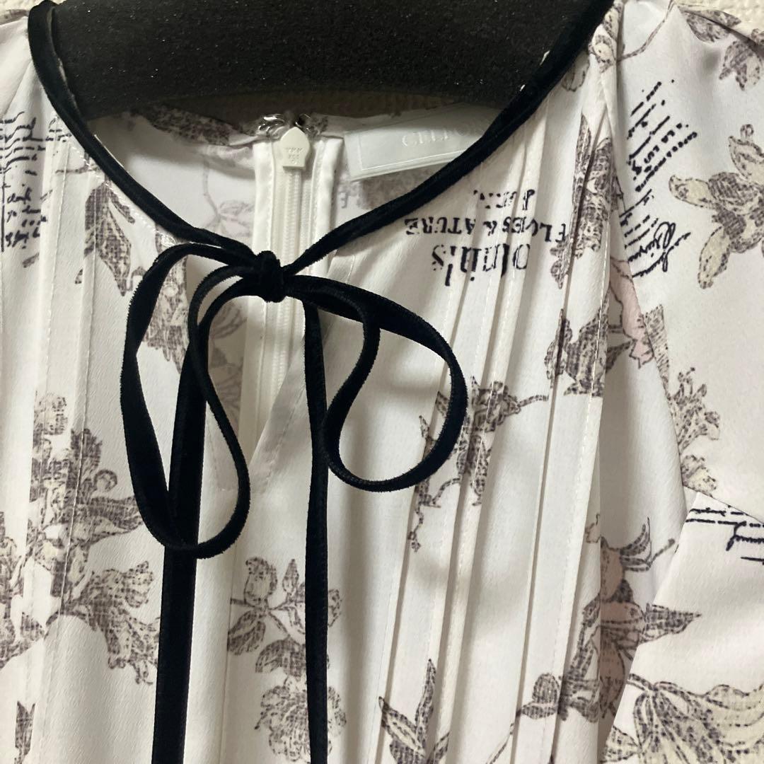 【新品】セルフォード　ボタニカルレタープリントワンピース　アイボリー　36