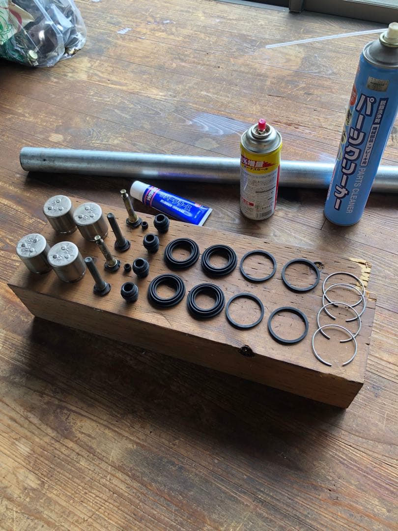 インプレッサgc8用ブレーキキャリパーフロント左右セット