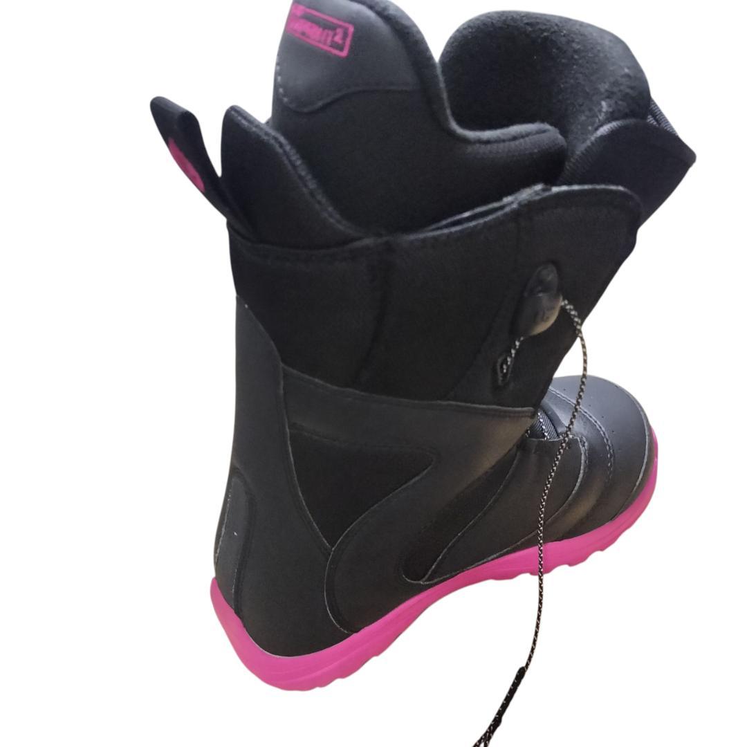 未使用 BURTON バートン スノーボードブーツ MINT ASIAN FIT