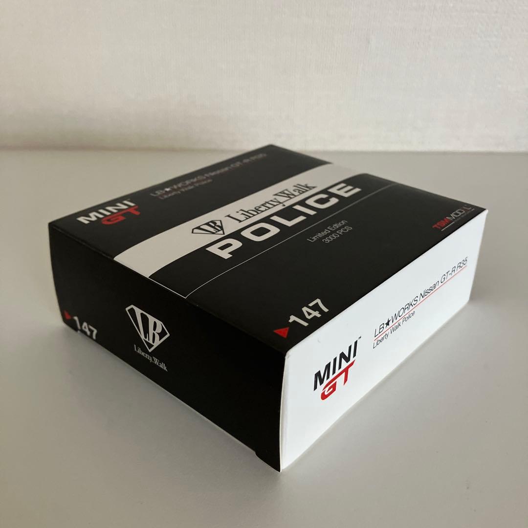MINI GT 1/64☆Nissan GT-R R35