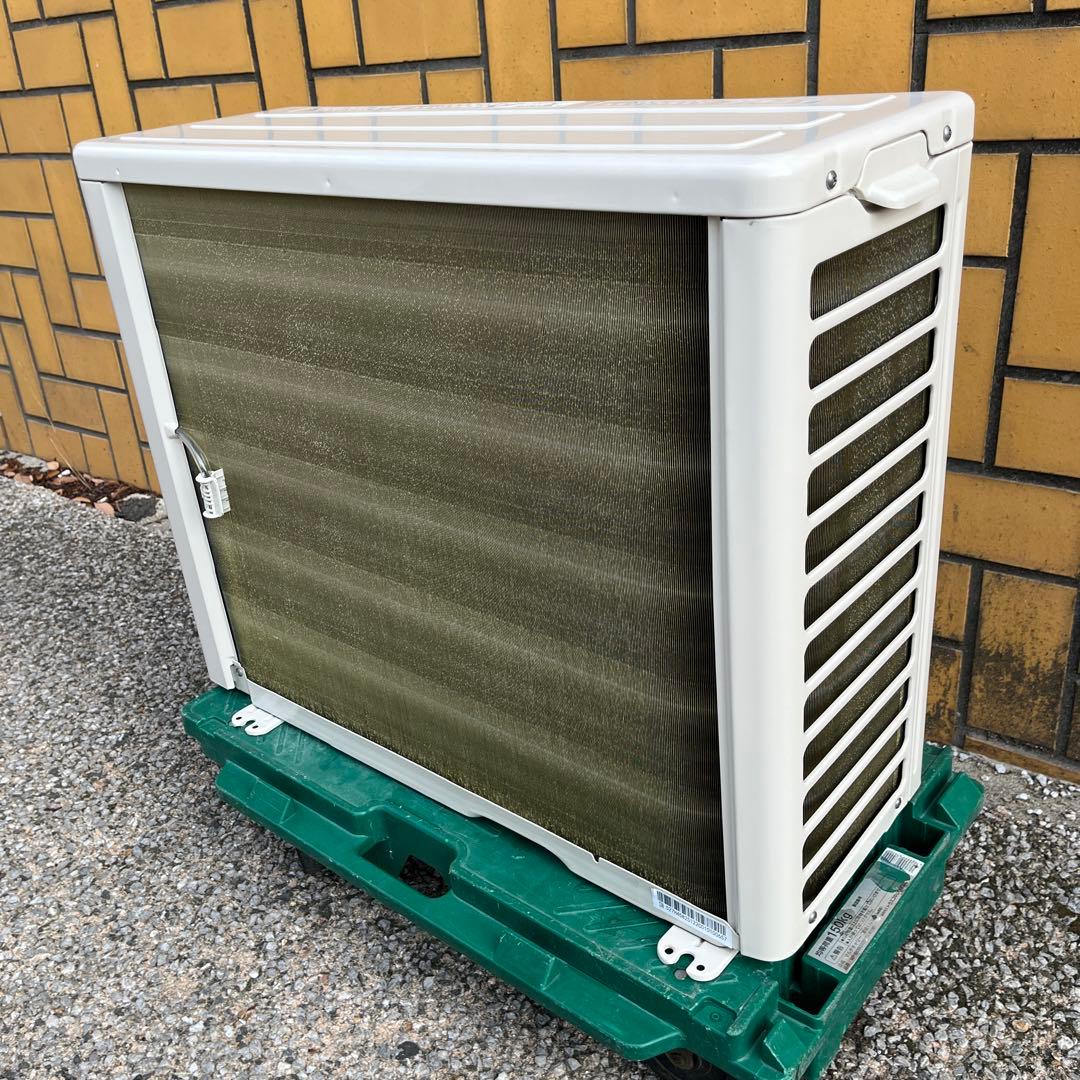 東芝 ルームエアコン RAS-J221M (主に6畳) 2023年