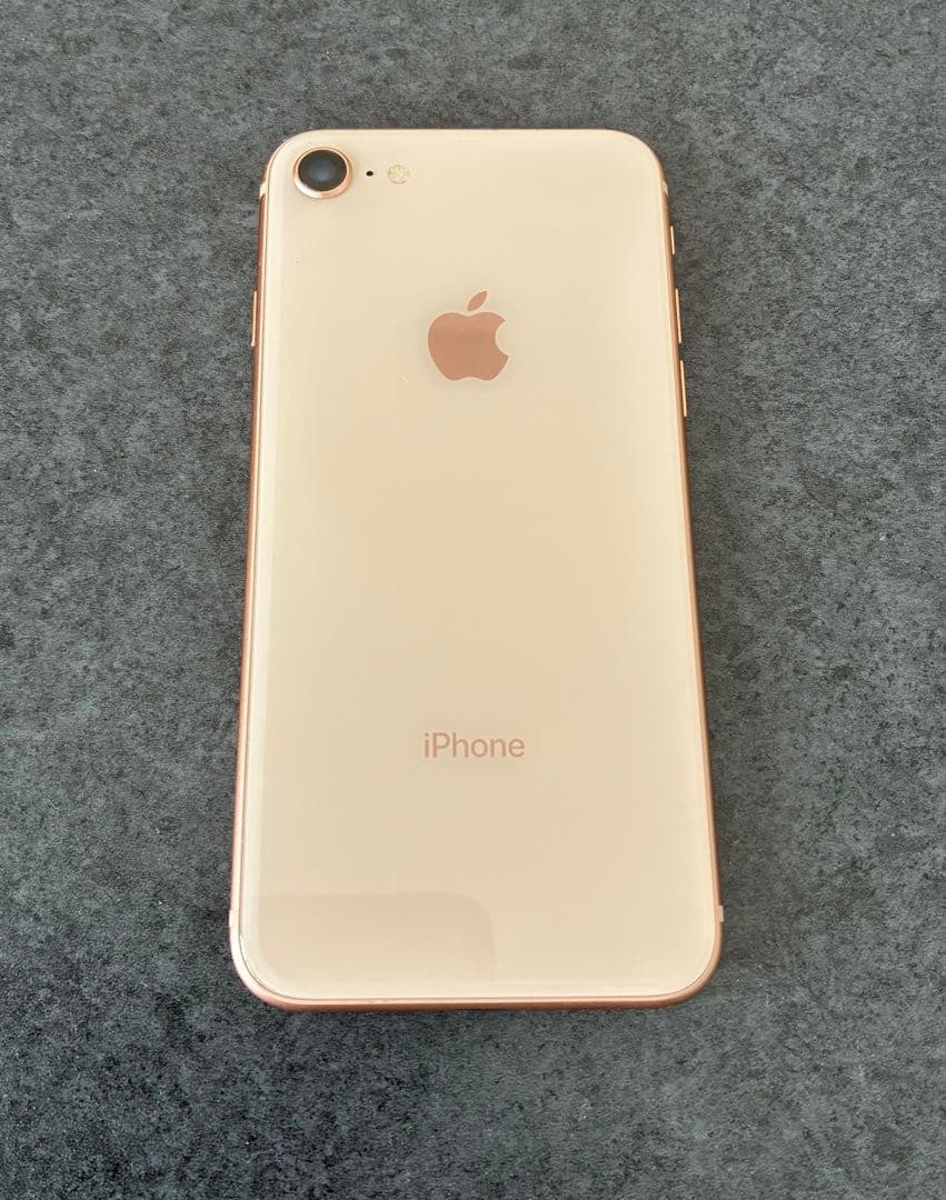 Apple iPhone 8 64GB SIMロック有り