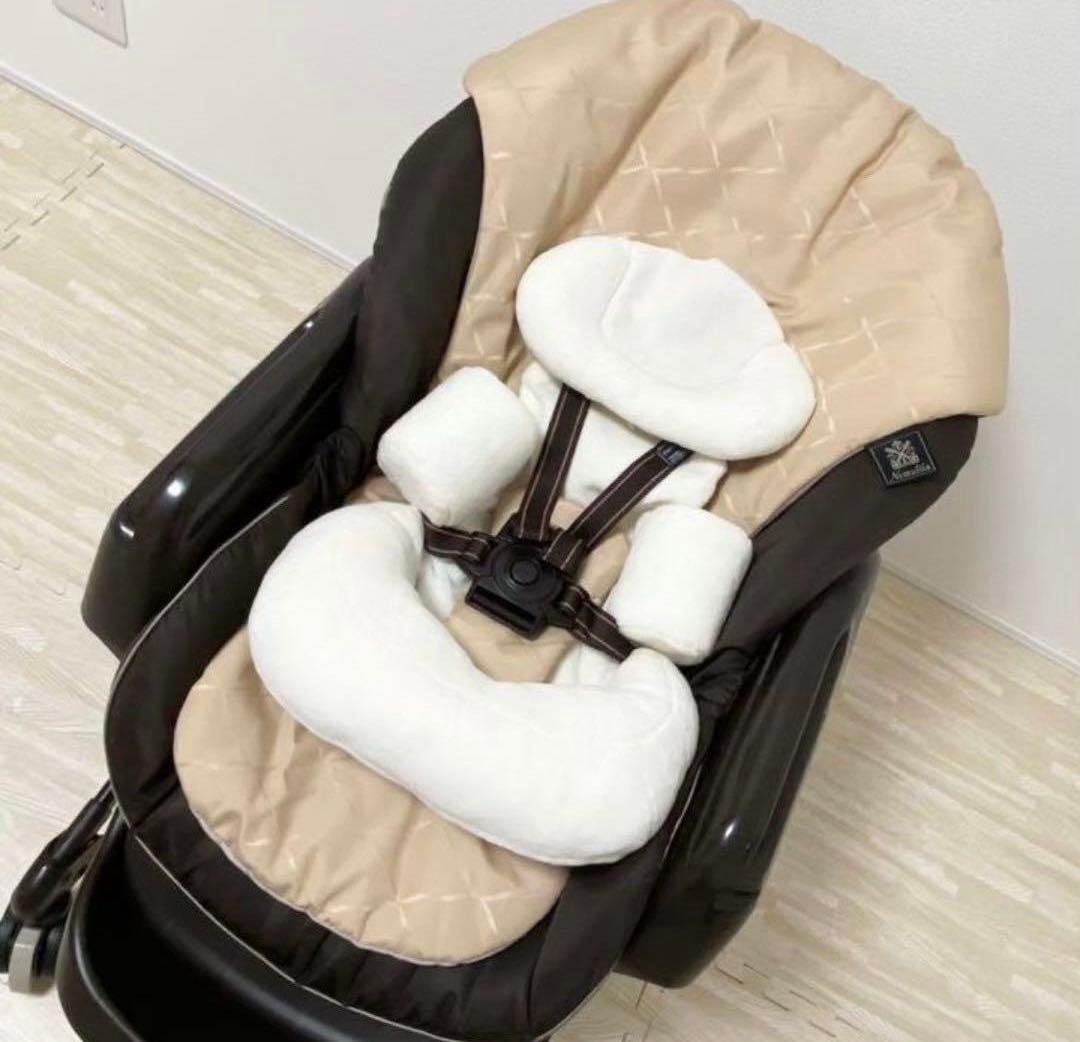 Nemulila ベビー用ハイチェア ベージュ/ブラック