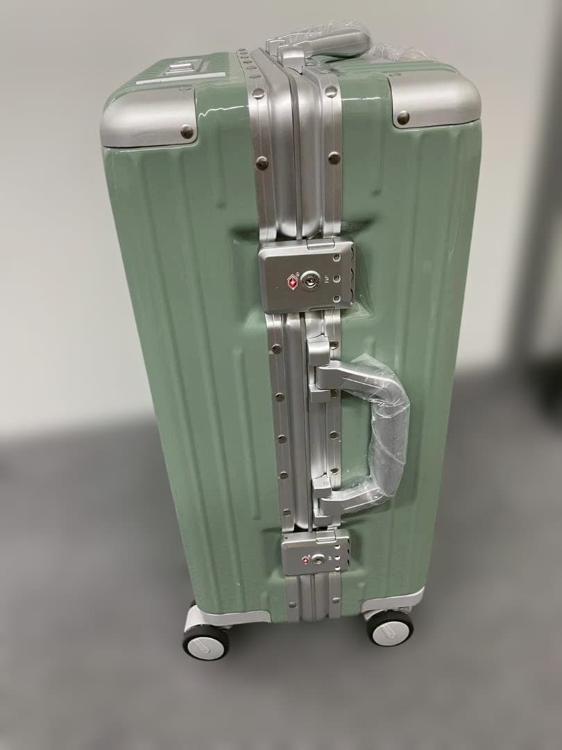 リベティ多機能キャリーケース【エナメルカーキSサイズ】A39