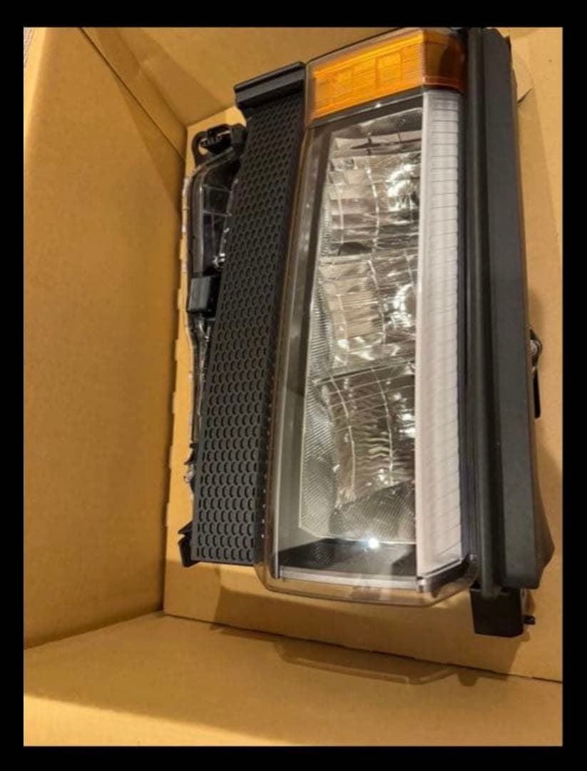 【RITAO CHAN】ランクルヘッドライト