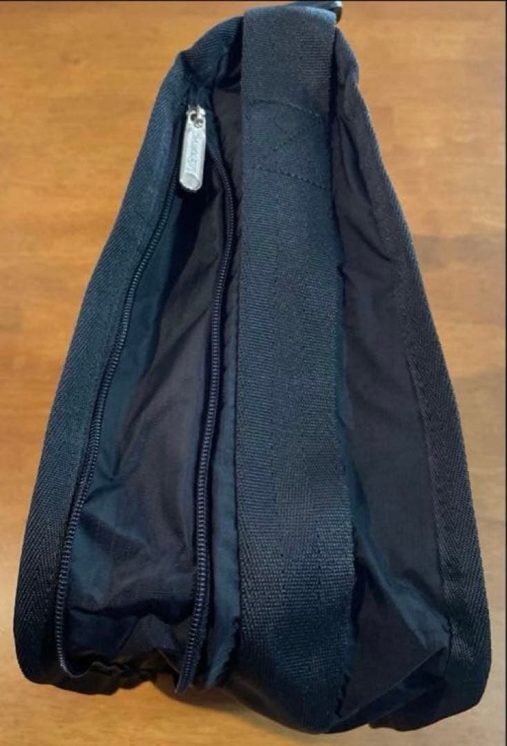 【新品】LeSportsac DX everydayショルダーバッグ　黒