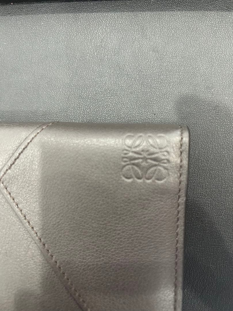 LOEWE 二つ折り財布 グレー レザー