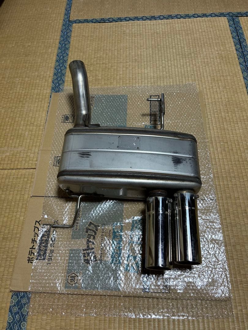  E90 320i パフォーマンスマフラー