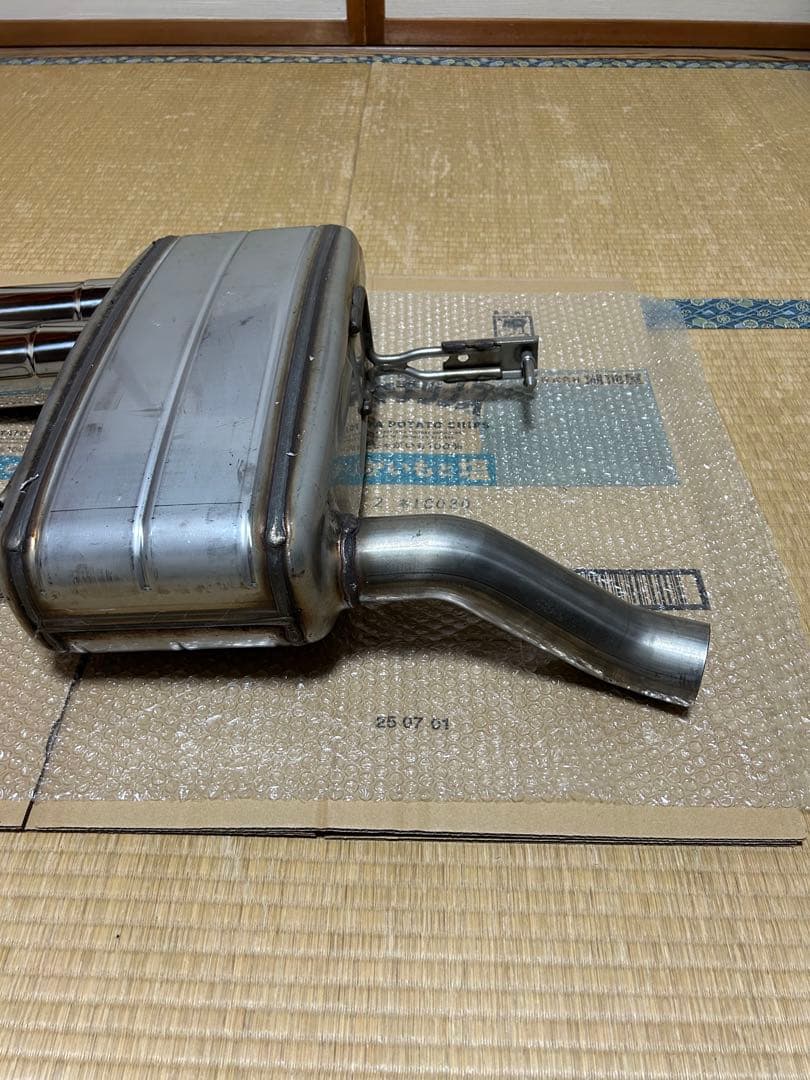  E90 320i パフォーマンスマフラー