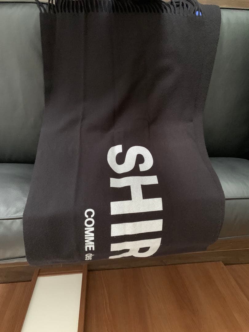 COMME des GARCONS ブラックストール　マフラー　大判