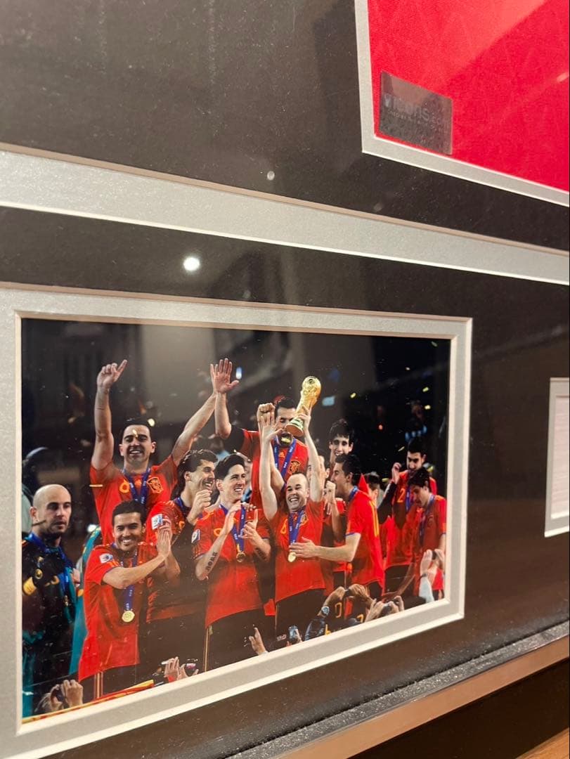 ドナテロ 【icons社 正規品】 イニエスタ サイン入り ユニフォーム