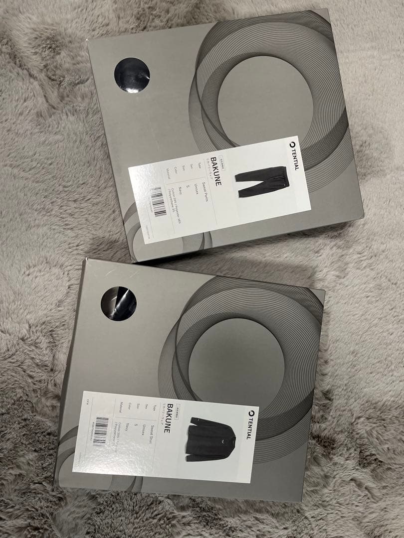 年末最終値引き！ TENTIAL BAKUNE 上下セットUnisex