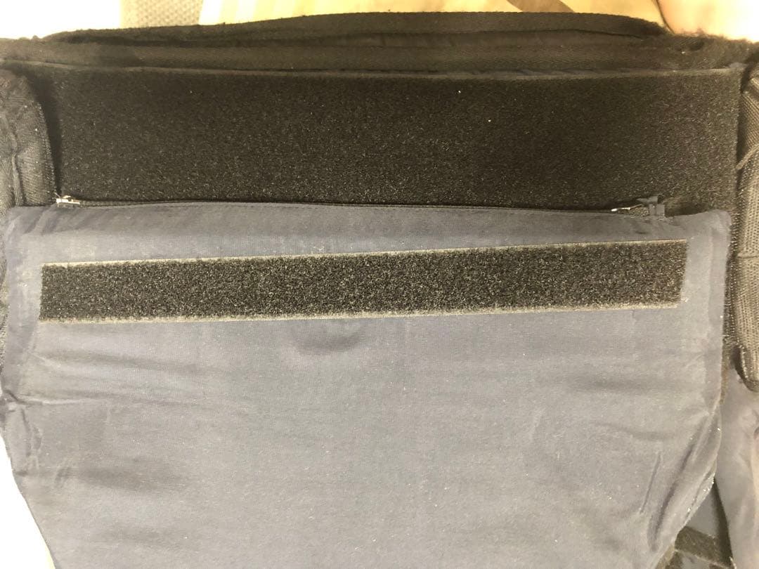 AGIGN アーマー(難あり)