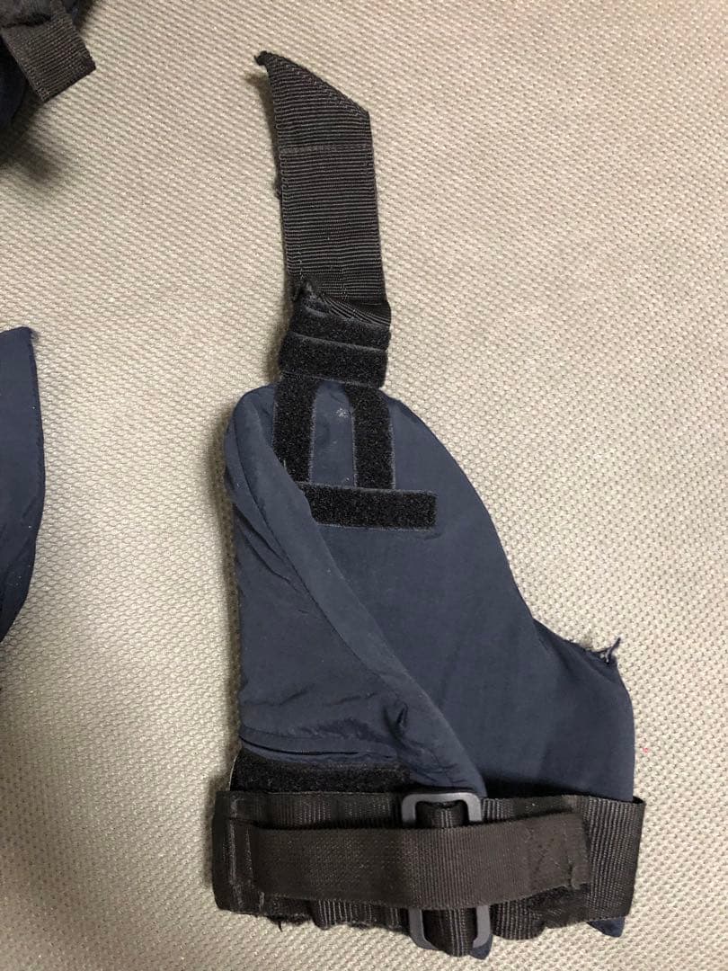 AGIGN アーマー(難あり)