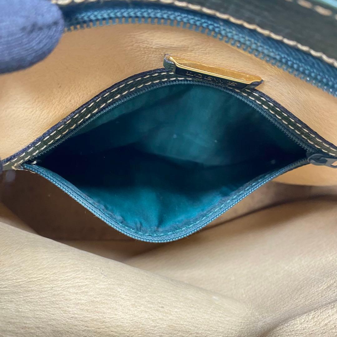 ロエベ グリーンショルダーバッグ 型押しレザー ビンテージ