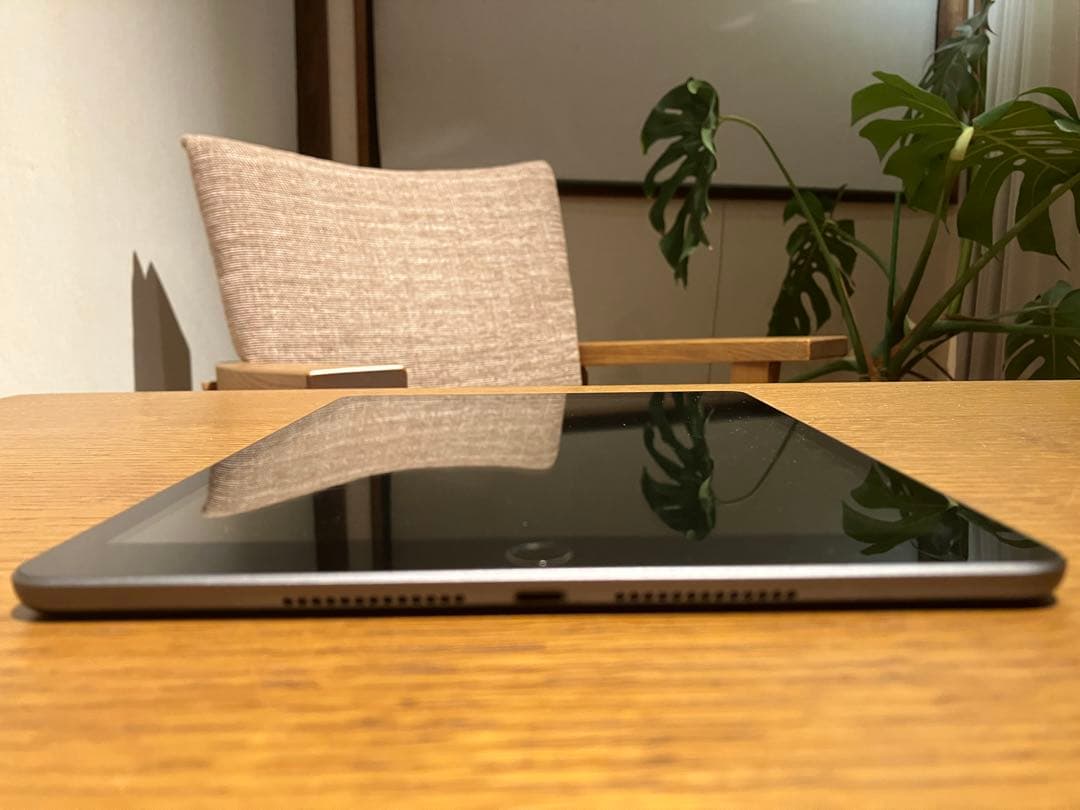 iPad (第7世代) Wi-Fiモデル.128GB.スペースグレー