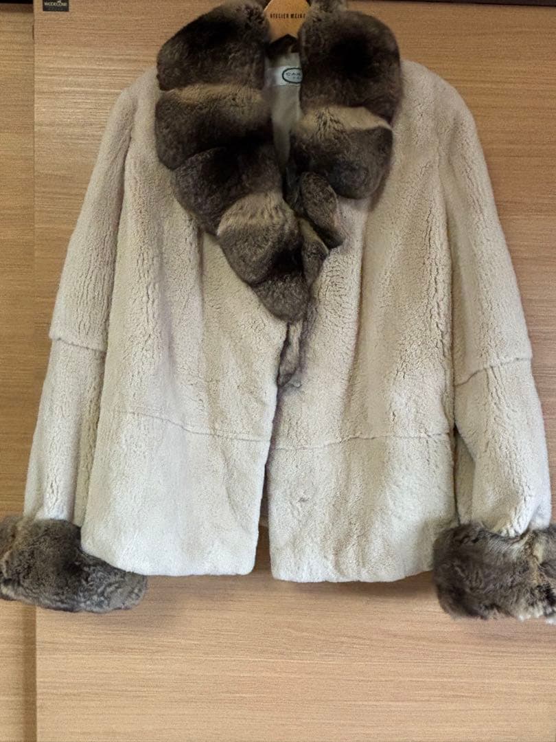 フランス　CＡＲＶＥＮ　ミンク　チンチラコート