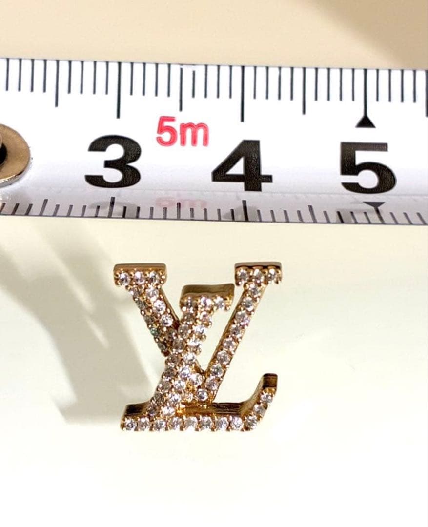 ルイヴィトン片耳ピアス ゴールド