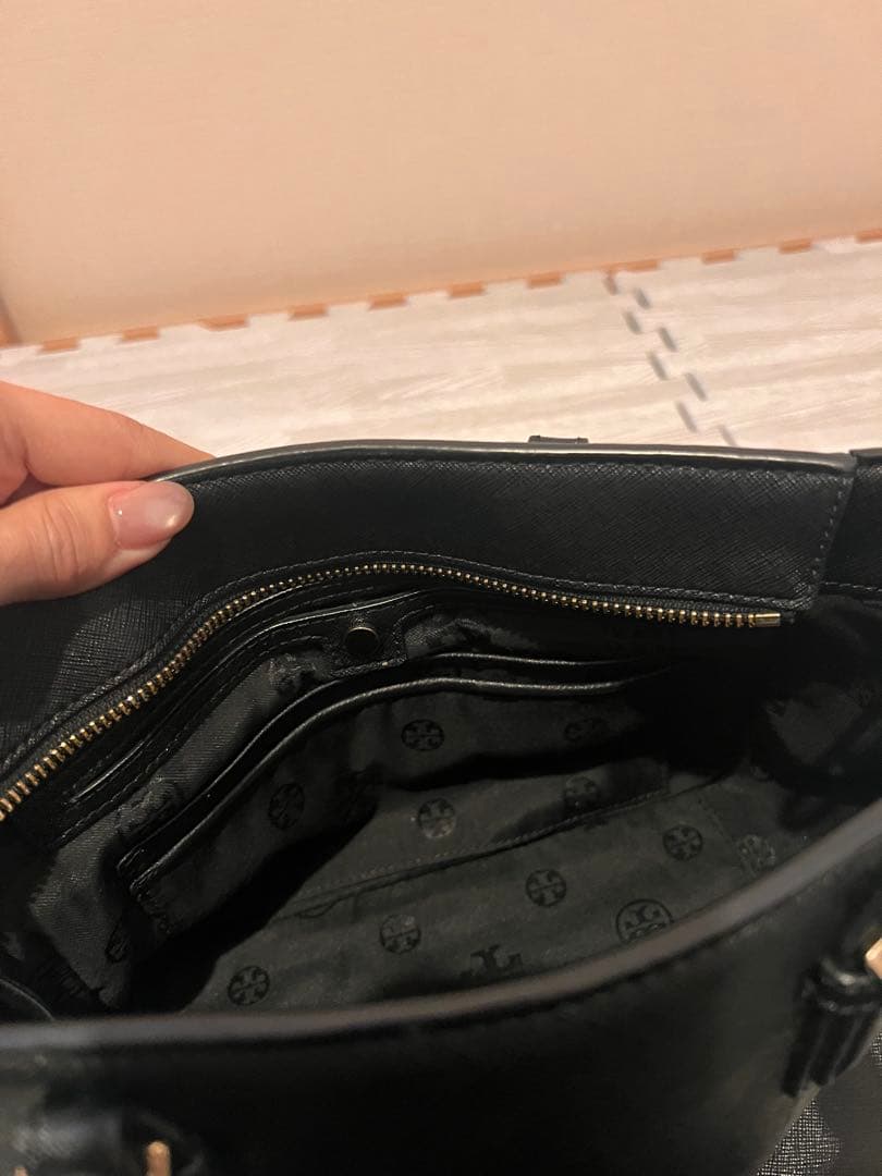 【美品】Tory Burch ブラックショルダーバッグ　2way