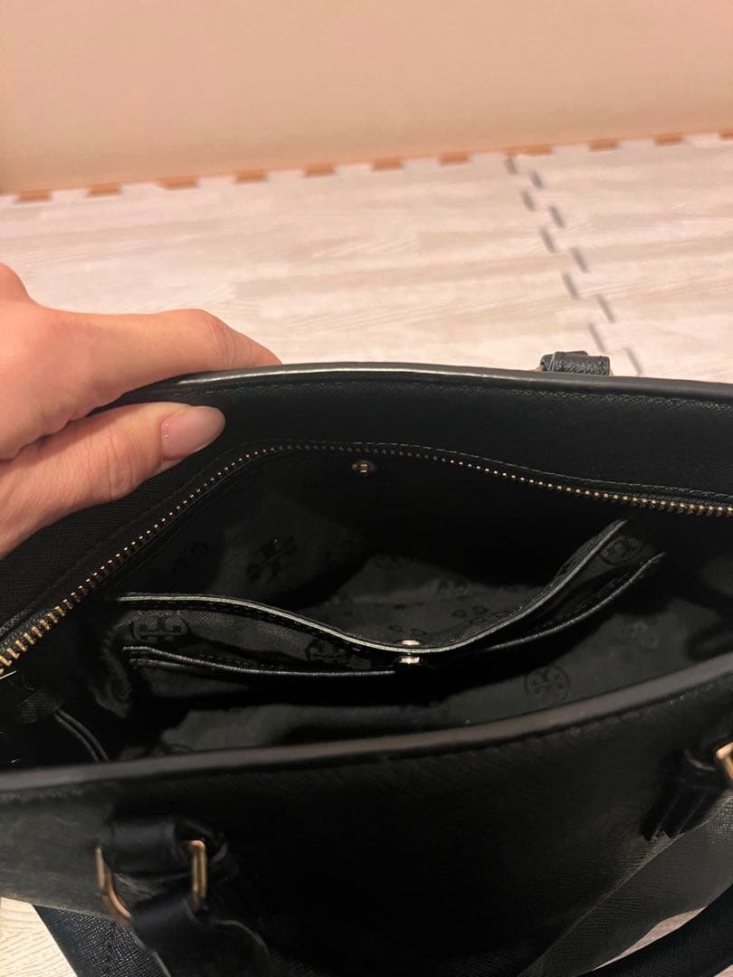 【美品】Tory Burch ブラックショルダーバッグ　2way