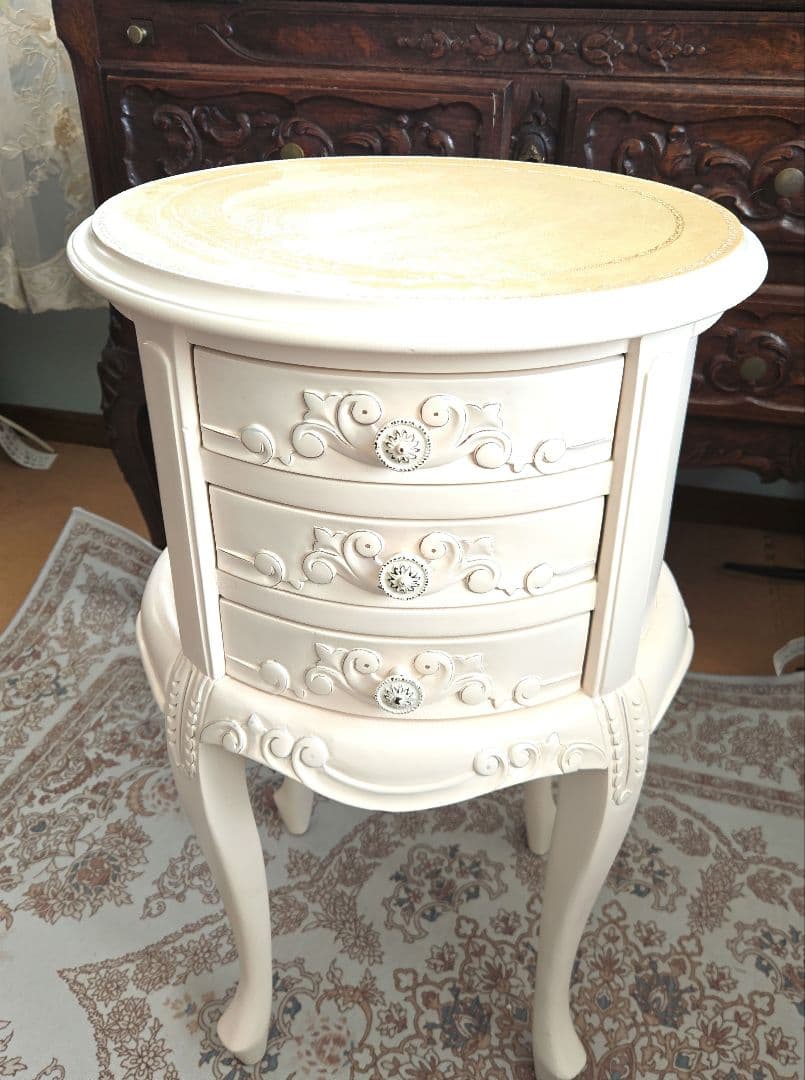 ホワイト サイドチェスト 猫足 アンティーク調