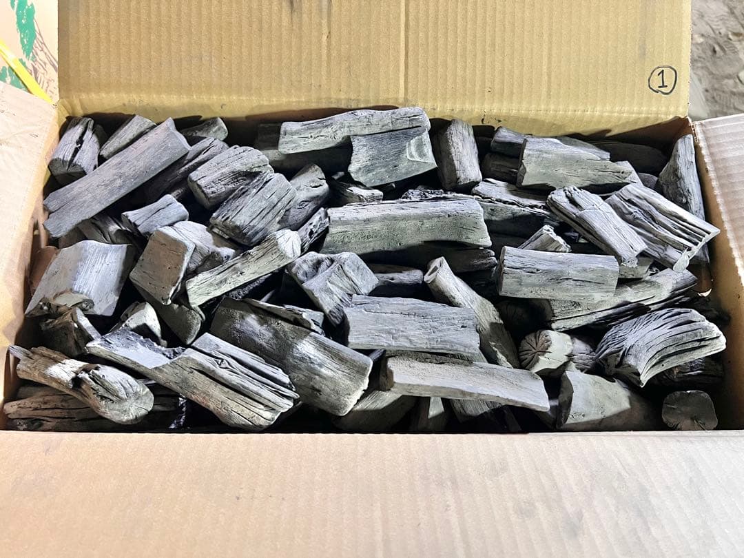 窯元直売！紀州備長炭［馬目並］15キロ ①