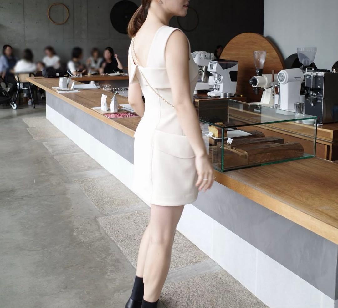 akiki ballerinaワンピース ecru