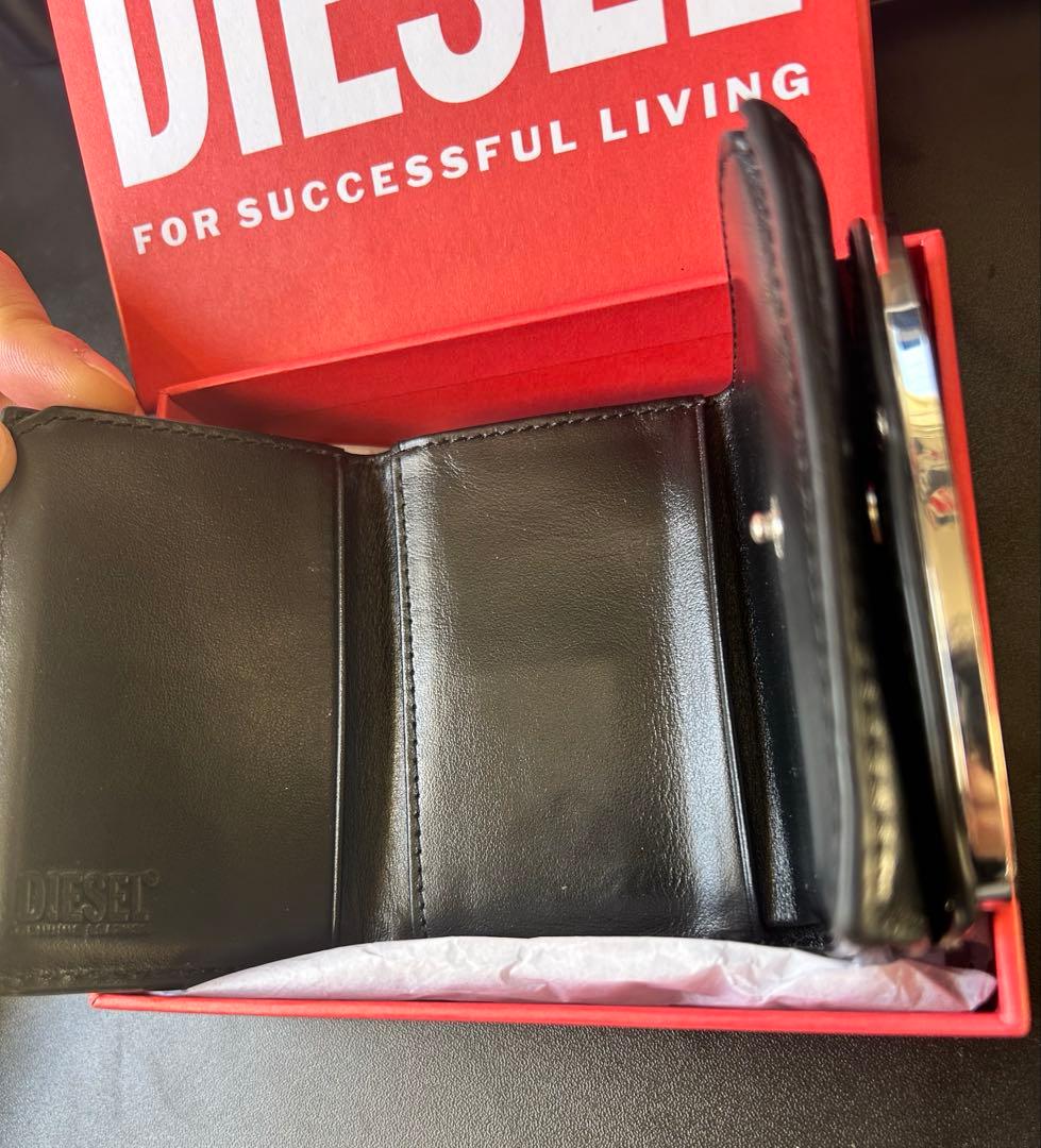 diesel 三つ折り財布　箱付き
