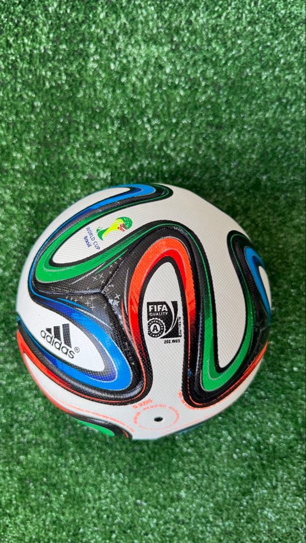 adidas Brazuca サッカーボール 2014