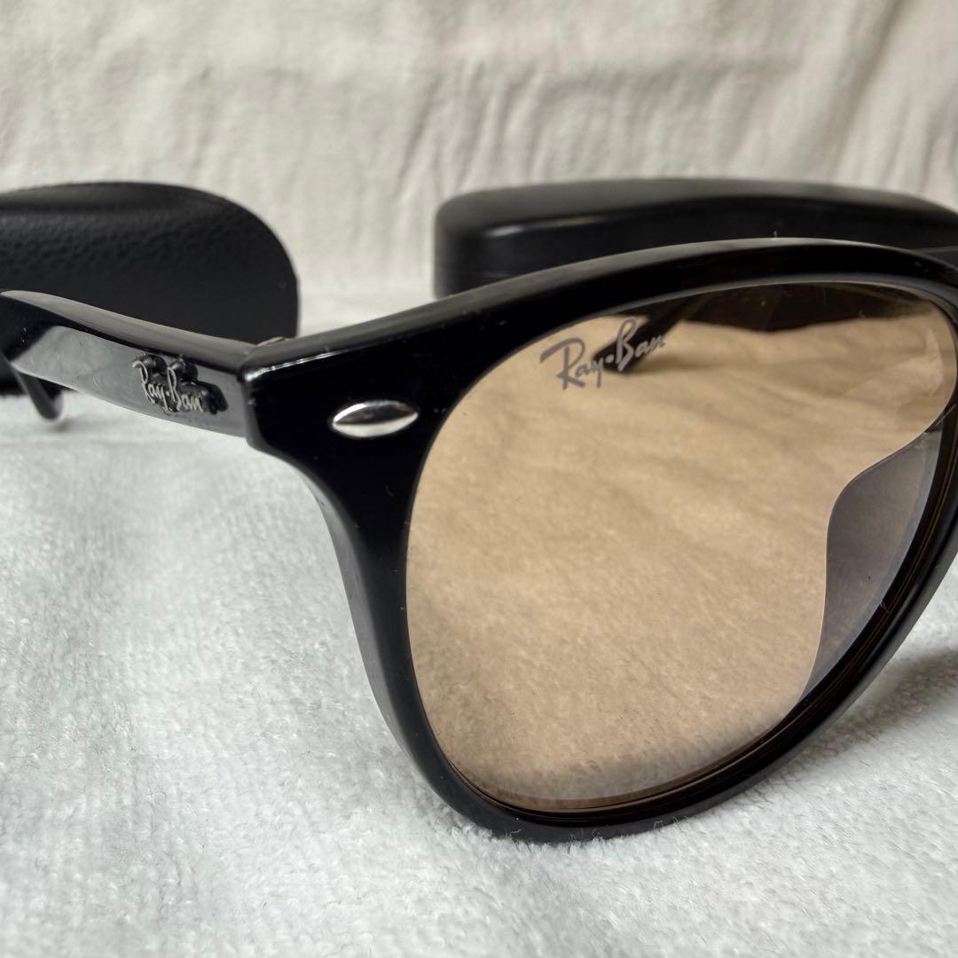 【セール中！！】Ray-Ban RB4259F 601/93 【53サイズ】