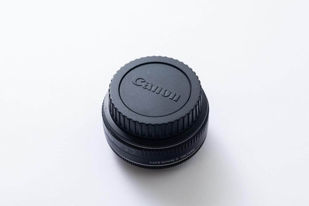 Canon カメラレンズ　EFS 24mm f/2.8 STM