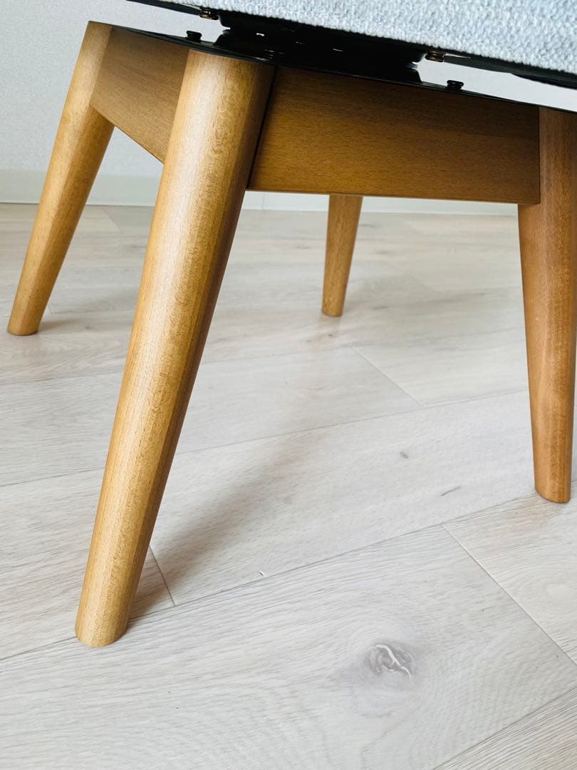 PIIVO(ピーヴォ)　チェア ライトグレー unico 木製