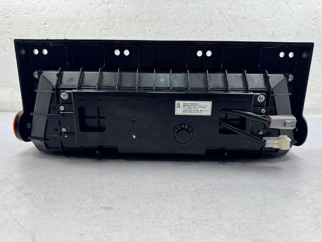 小糸 KOITO 3連 LED テールライト 大型 トラック オールLED右