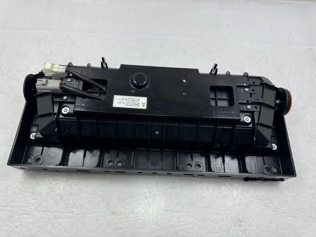 小糸 KOITO 3連 LED テールライト 大型 トラック オールLED右