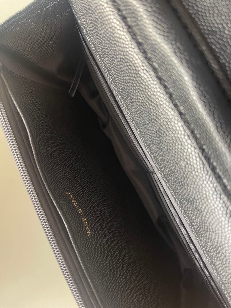 CHANEL ブラックショルダーバッグ キルティング