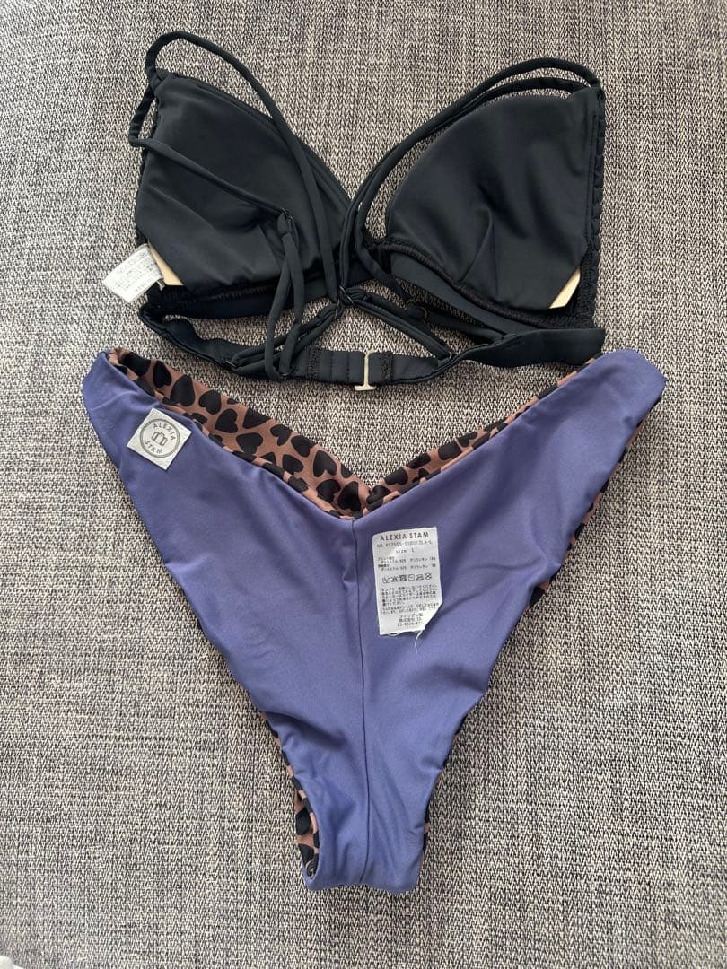 ALEXIA STAM　ビキニセット（トップスM／ボトムL）