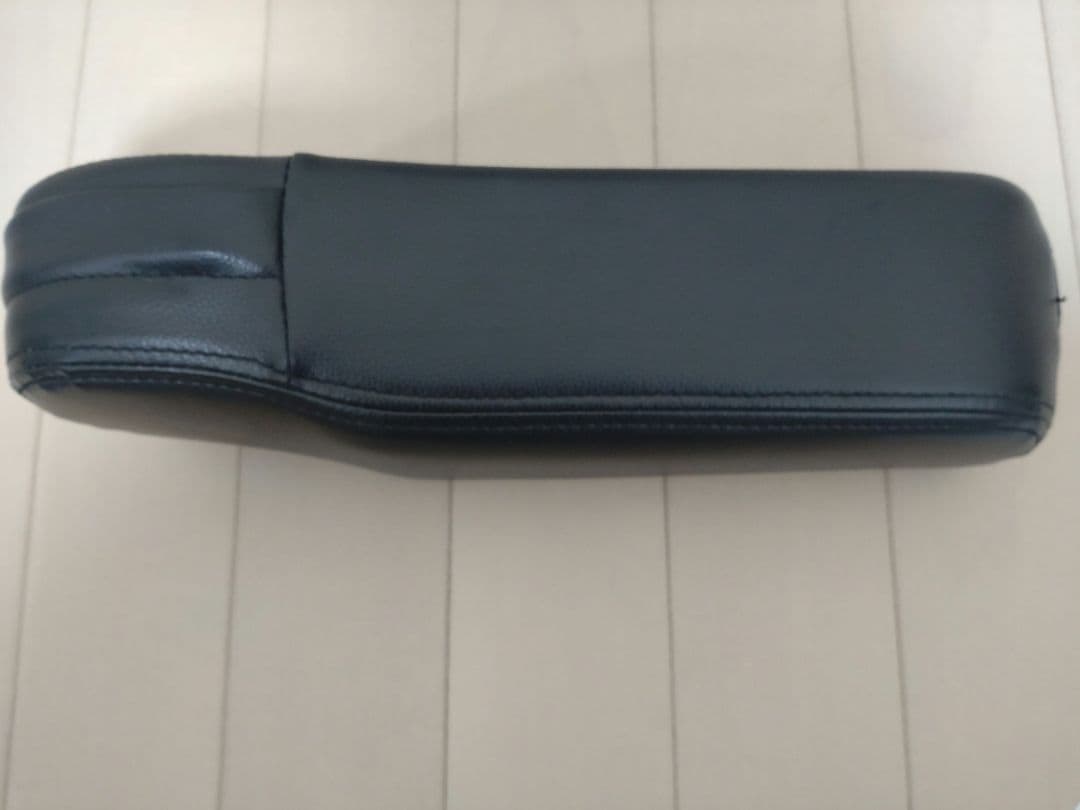 SILK BLAZE シルクブレイズ　ビッグアームレスト　80ノア前期　運転席側