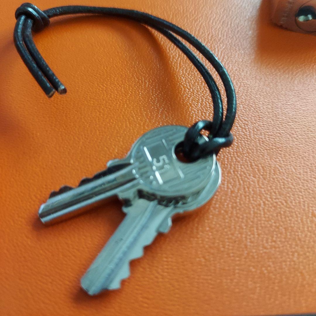 HERMES 南京錠 鍵付き カデナNO51