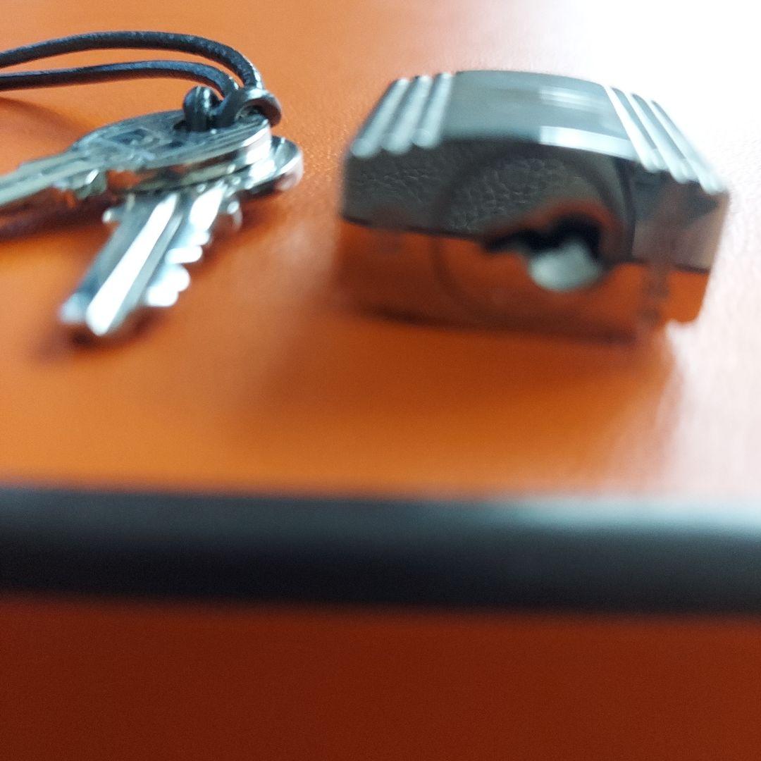 HERMES 南京錠 鍵付き カデナNO51
