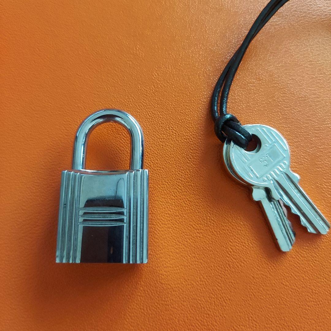 HERMES 南京錠 鍵付き カデナNO51