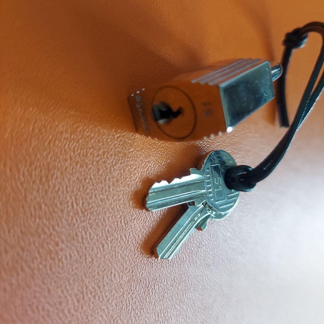 HERMES 南京錠 鍵付き カデナNO51