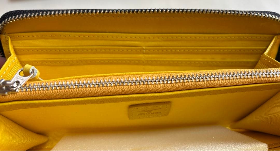 【阪神タイガースファンクラブ限定グッズ】ケース・名刺入れ・財布の3点セット