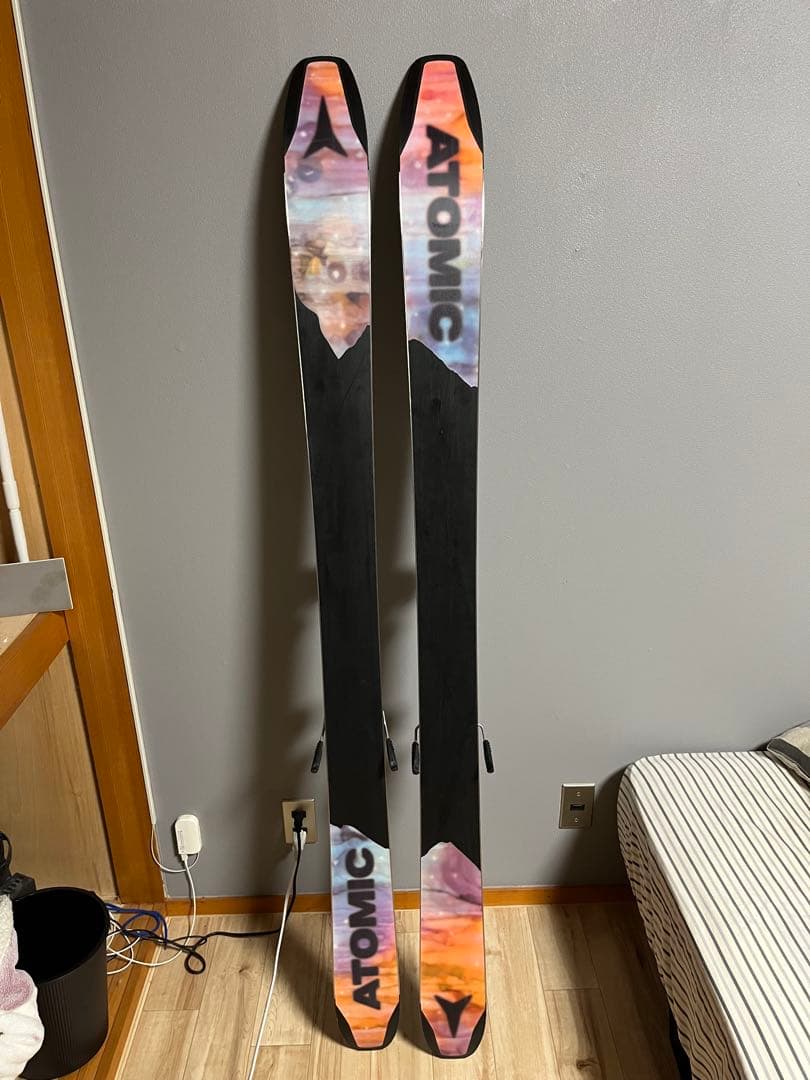 スキー板　ATOMIC BENT CHETLER 100