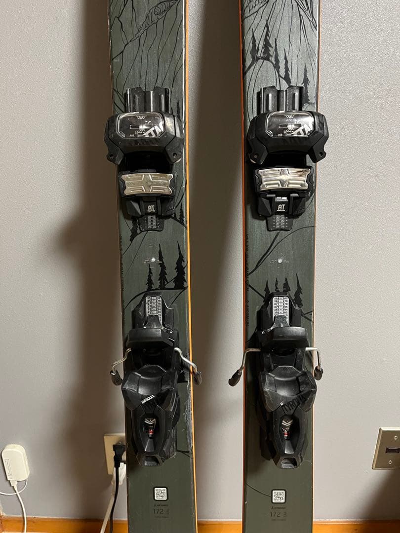 スキー板　ATOMIC BENT CHETLER 100