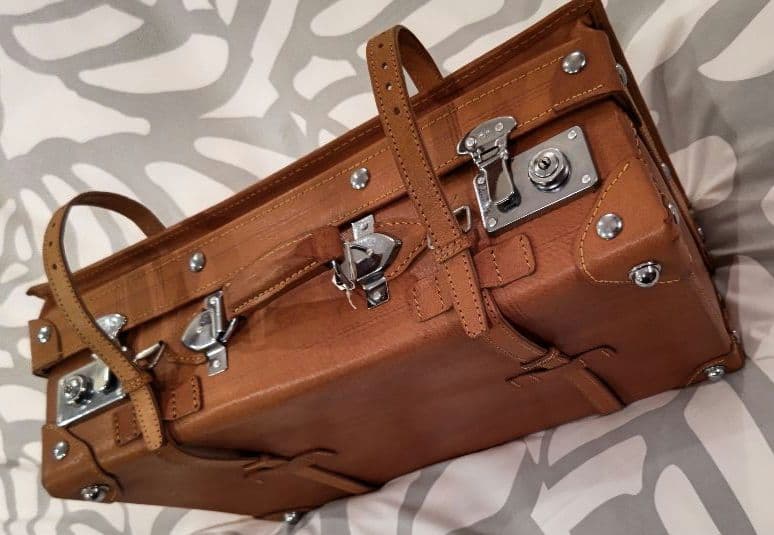 【本革】 トランクケース キャメル 鍵付き(色褪せ、日焼け、若干染みあり)