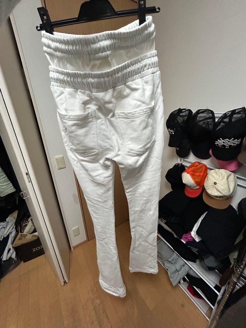 GUAPI ホワイトパンツ 28サイズ